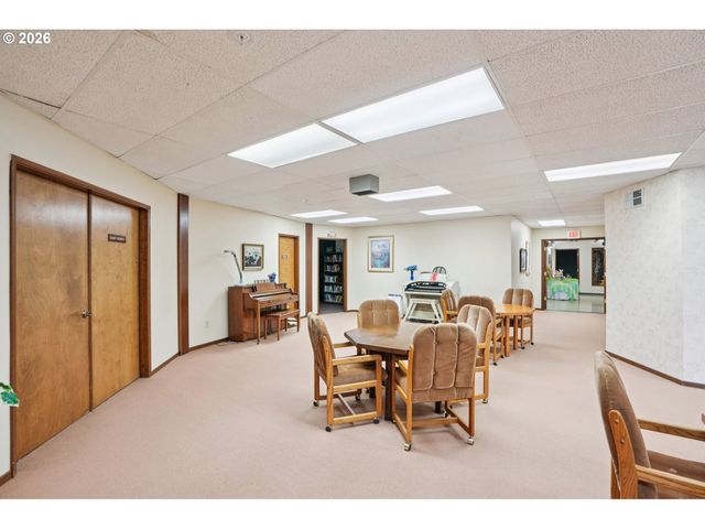 13775 Sw SCHOLLS FERRY Rd 208, Beaverton, OR 97008