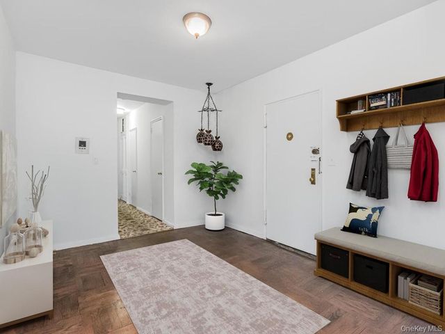 2711 Henry Hudson Parkway 6D, Bronx, NY 10463