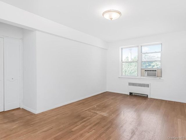 2711 Henry Hudson Parkway 6D, Bronx, NY 10463