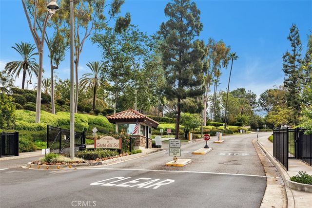 27792 Via Granados, Mission Viejo, CA 92692
