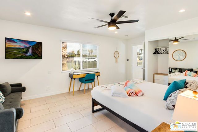 4373 E Camino Parocela, Palm Springs, CA 92264