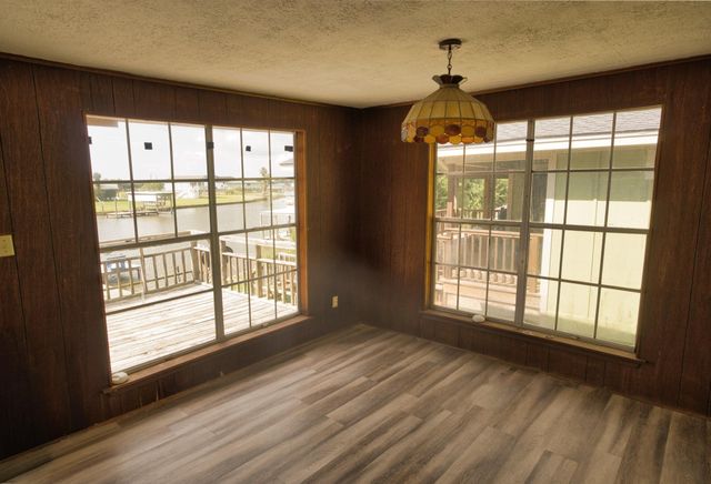 876 County Road 298, Sargent, TX 77414