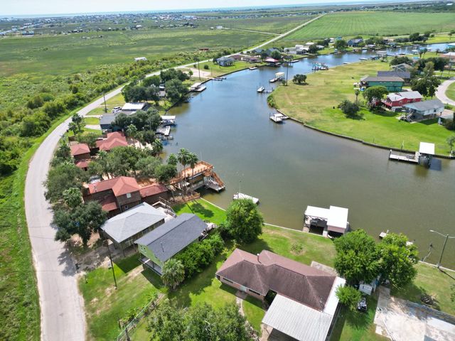 876 County Road 298, Sargent, TX 77414