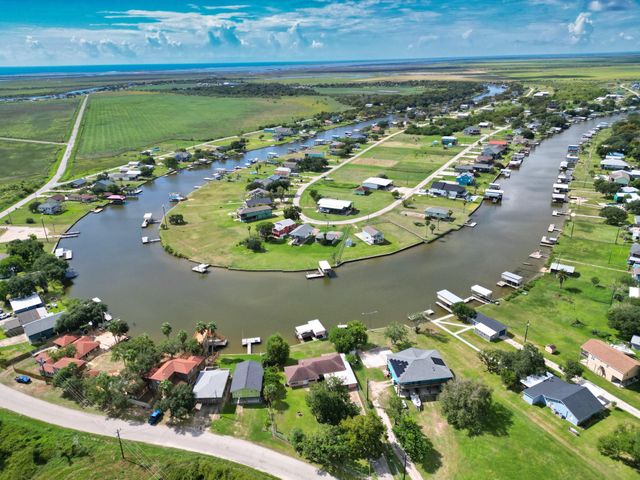 876 County Road 298, Sargent, TX 77414