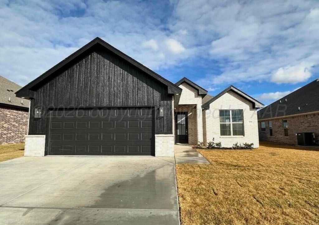 106 BULLRUSH Drive, Canyon, TX 79015