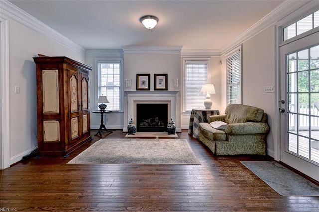 7 Elm ST, Poquoson, VA 23662