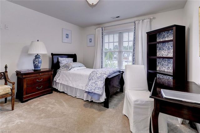 7 Elm ST, Poquoson, VA 23662