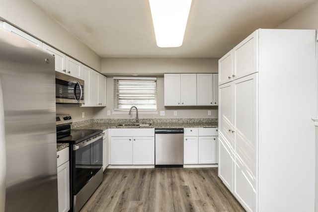 3419 Loganwood Drive, Dallas, TX 75227