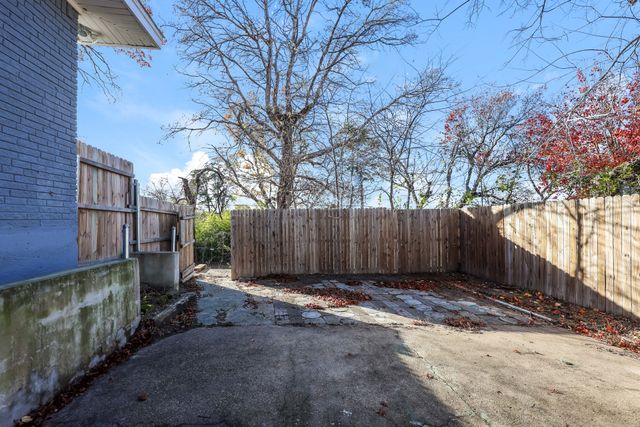 3419 Loganwood Drive, Dallas, TX 75227