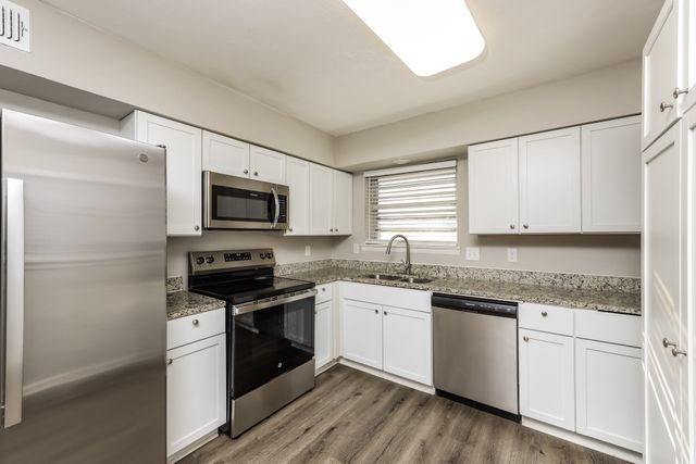 3419 Loganwood Drive, Dallas, TX 75227