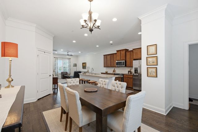 656 Coleman Boulevard 304, Mount Pleasant, SC 29464
