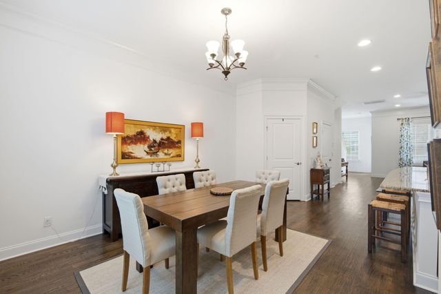 656 Coleman Boulevard 304, Mount Pleasant, SC 29464