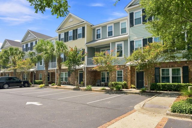 656 Coleman Boulevard 304, Mount Pleasant, SC 29464