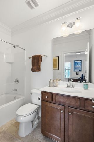 656 Coleman Boulevard 304, Mount Pleasant, SC 29464