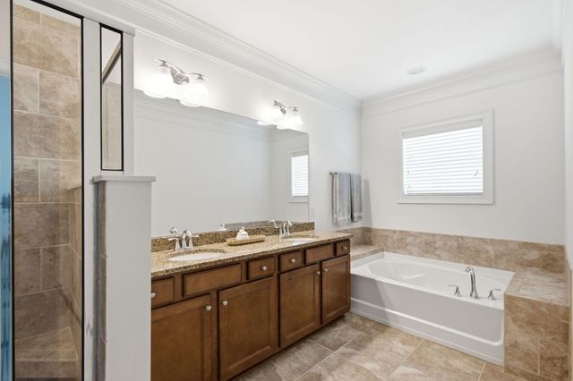 656 Coleman Boulevard 304, Mount Pleasant, SC 29464
