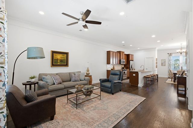 656 Coleman Boulevard 304, Mount Pleasant, SC 29464
