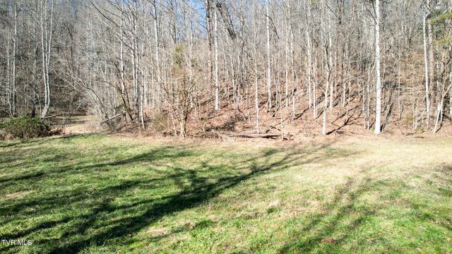 752 War Valley Road, Rogersville, TN 37857