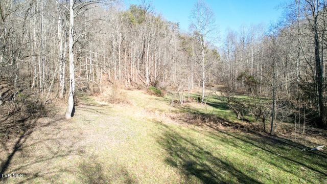 752 War Valley Road, Rogersville, TN 37857