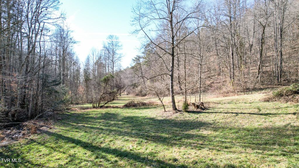 752 War Valley Road, Rogersville, TN 37857