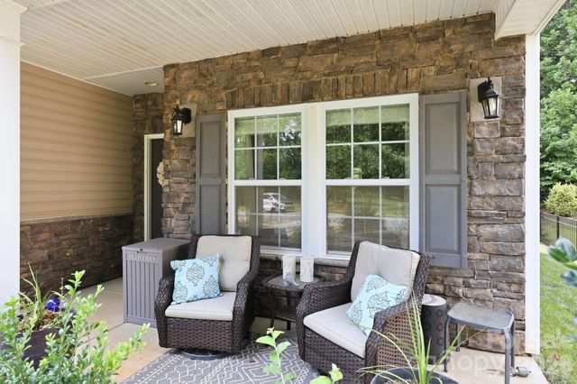 7211 Barefoot Forest Drive, Charlotte, NC 28269