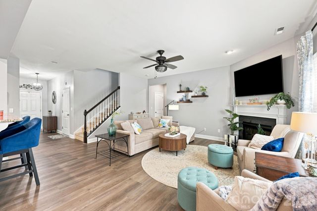 7211 Barefoot Forest Drive, Charlotte, NC 28269