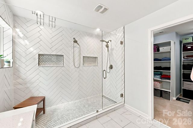 7211 Barefoot Forest Drive, Charlotte, NC 28269