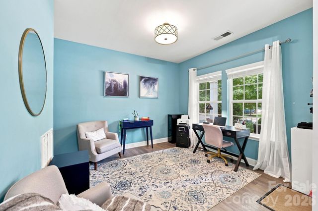 7211 Barefoot Forest Drive, Charlotte, NC 28269