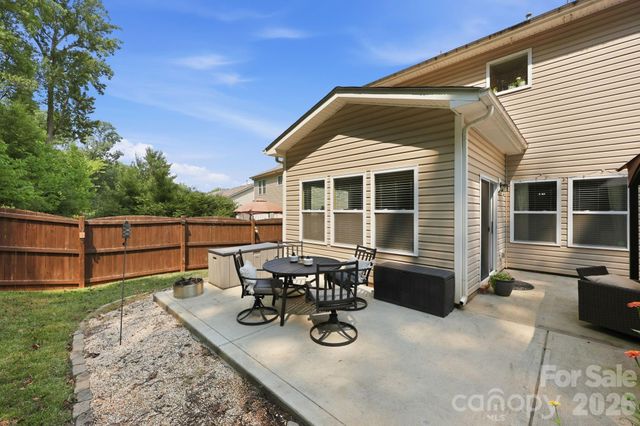 7211 Barefoot Forest Drive, Charlotte, NC 28269