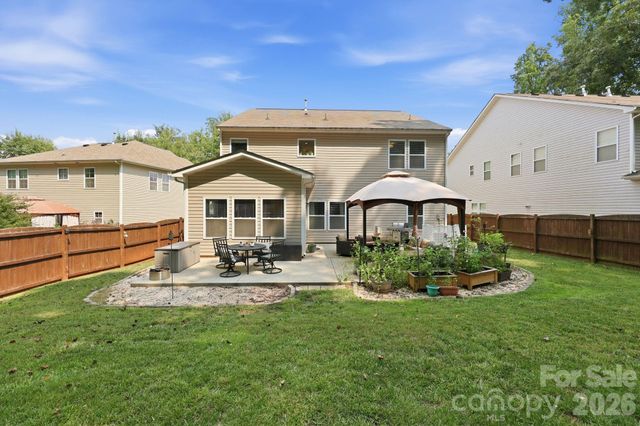 7211 Barefoot Forest Drive, Charlotte, NC 28269