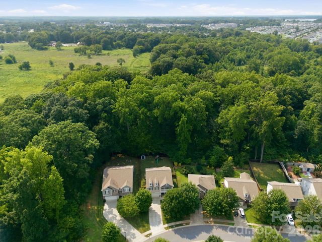 7211 Barefoot Forest Drive, Charlotte, NC 28269