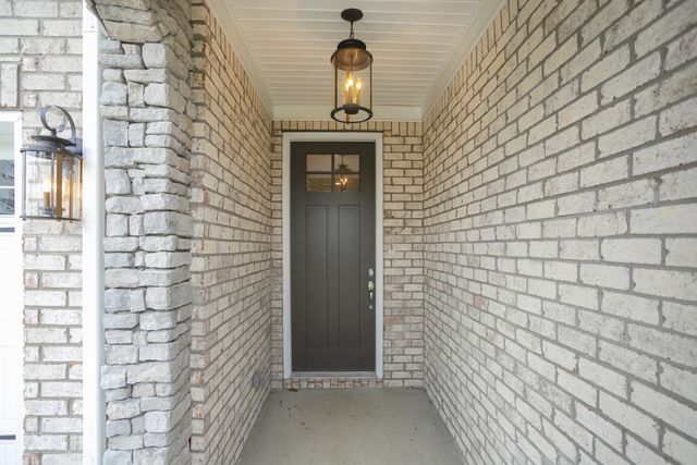 4012 Rosa Dr, Nolensville, TN 37135