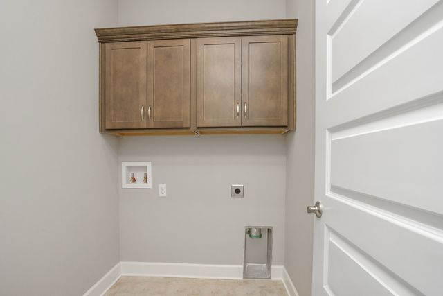 4012 Rosa Dr, Nolensville, TN 37135