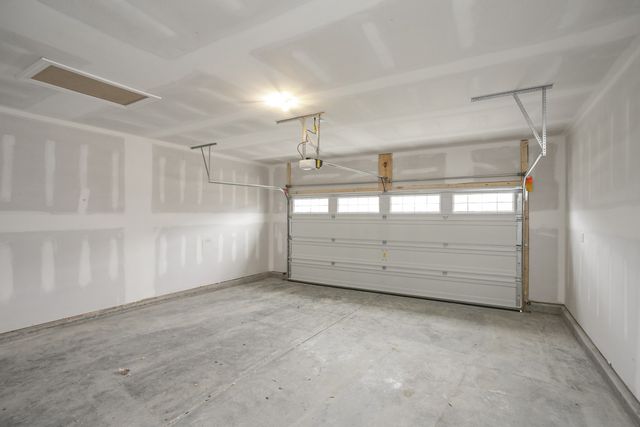 4012 Rosa Dr, Nolensville, TN 37135