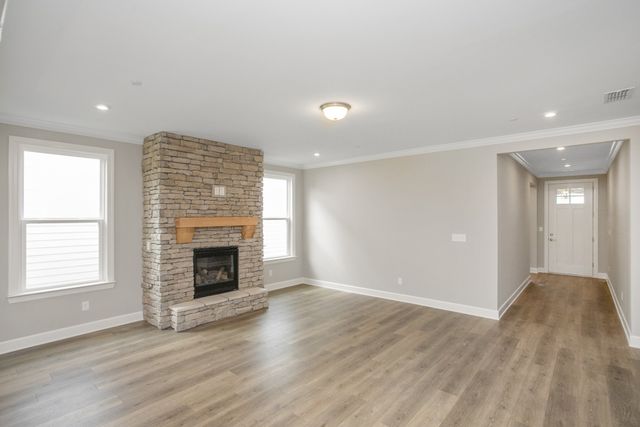 4012 Rosa Dr, Nolensville, TN 37135