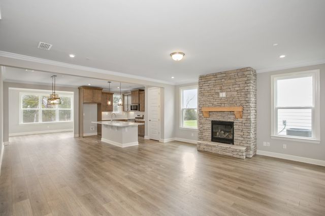 4012 Rosa Dr, Nolensville, TN 37135