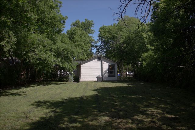 8429 Hanon Drive, White Settlement, TX 76108