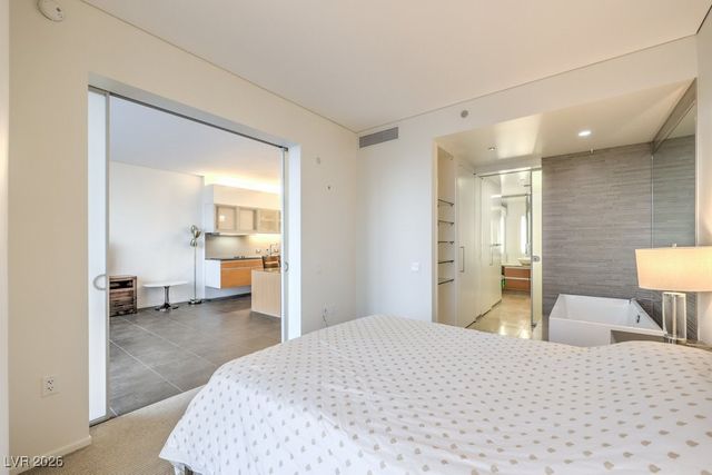 3722 Las Vegas Boulevard 1204, Las Vegas, NV 89158