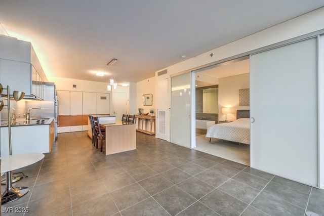 3722 Las Vegas Boulevard 1204, Las Vegas, NV 89158