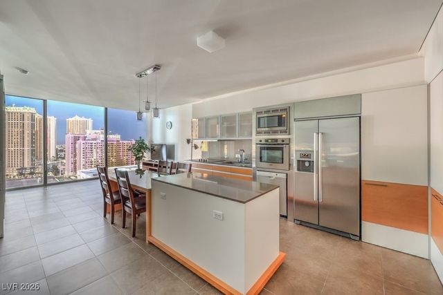 3722 Las Vegas Boulevard 1204, Las Vegas, NV 89158