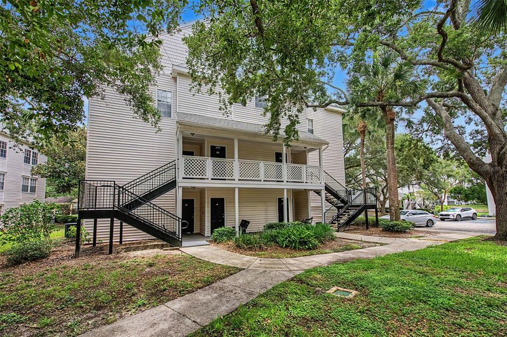 3270 HAVILAND COURT 301, Palm Harbor, FL 34684