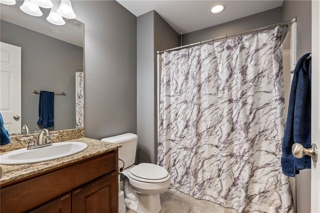 915 King Arthur Drive, Springdale, AR 72762