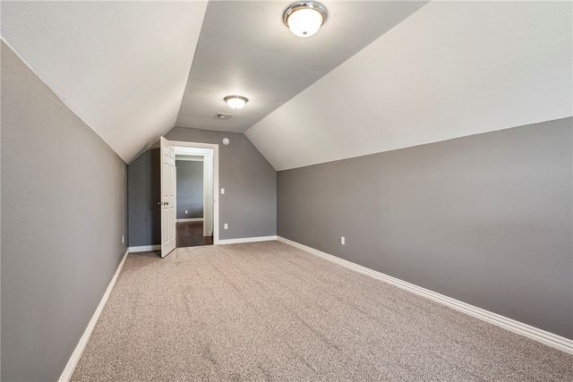 915 King Arthur Drive, Springdale, AR 72762