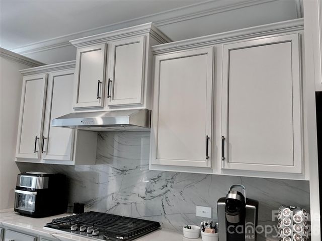 5064 Stonehill Lane, Matthews, NC 28104