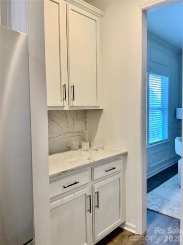 5064 Stonehill Lane, Matthews, NC 28104