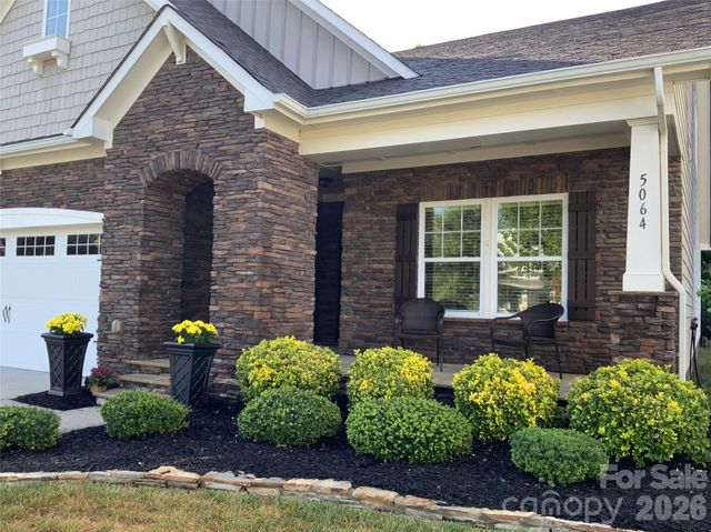 5064 Stonehill Lane, Matthews, NC 28104