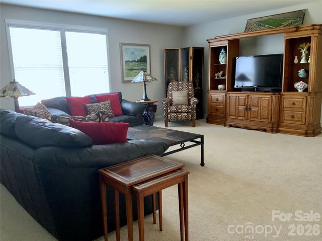5064 Stonehill Lane, Matthews, NC 28104