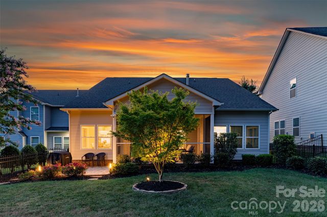 5064 Stonehill Lane, Matthews, NC 28104