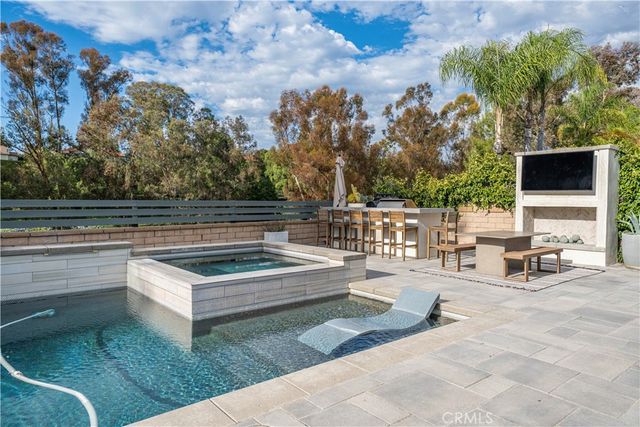 27821 Abadejo, Mission Viejo, CA 92692