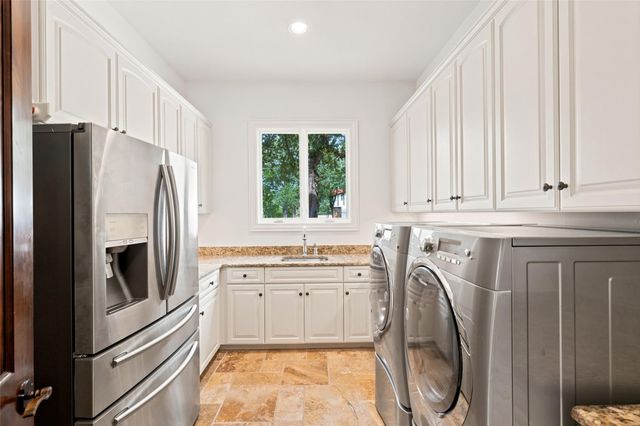 1414 The High RD, Austin, TX 78746