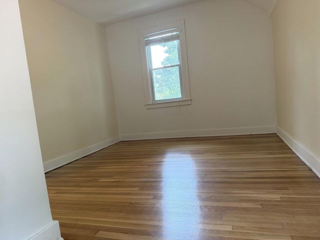 1745 Willis Avenue NW, Grand Rapids, MI 49504